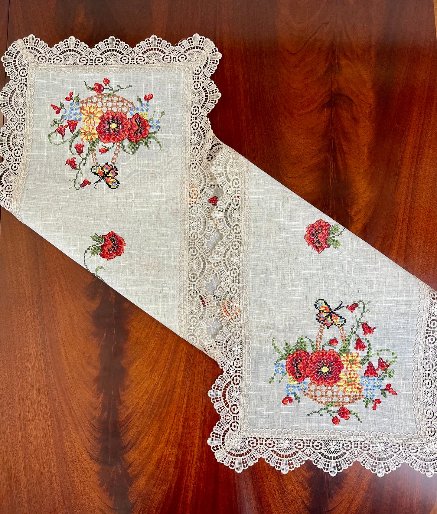 Catalina Table Runner and Placemats