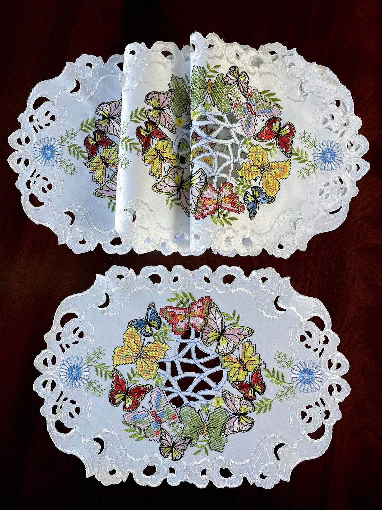 Marin Table Runner and Placemats