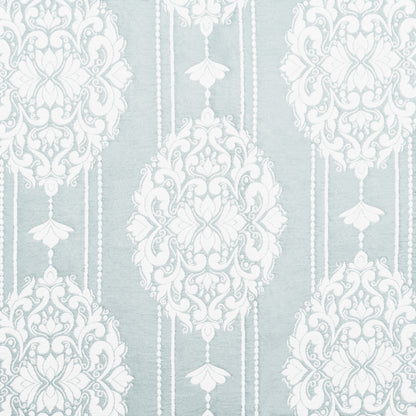 Damask Medallion Patterned Quilt Sets