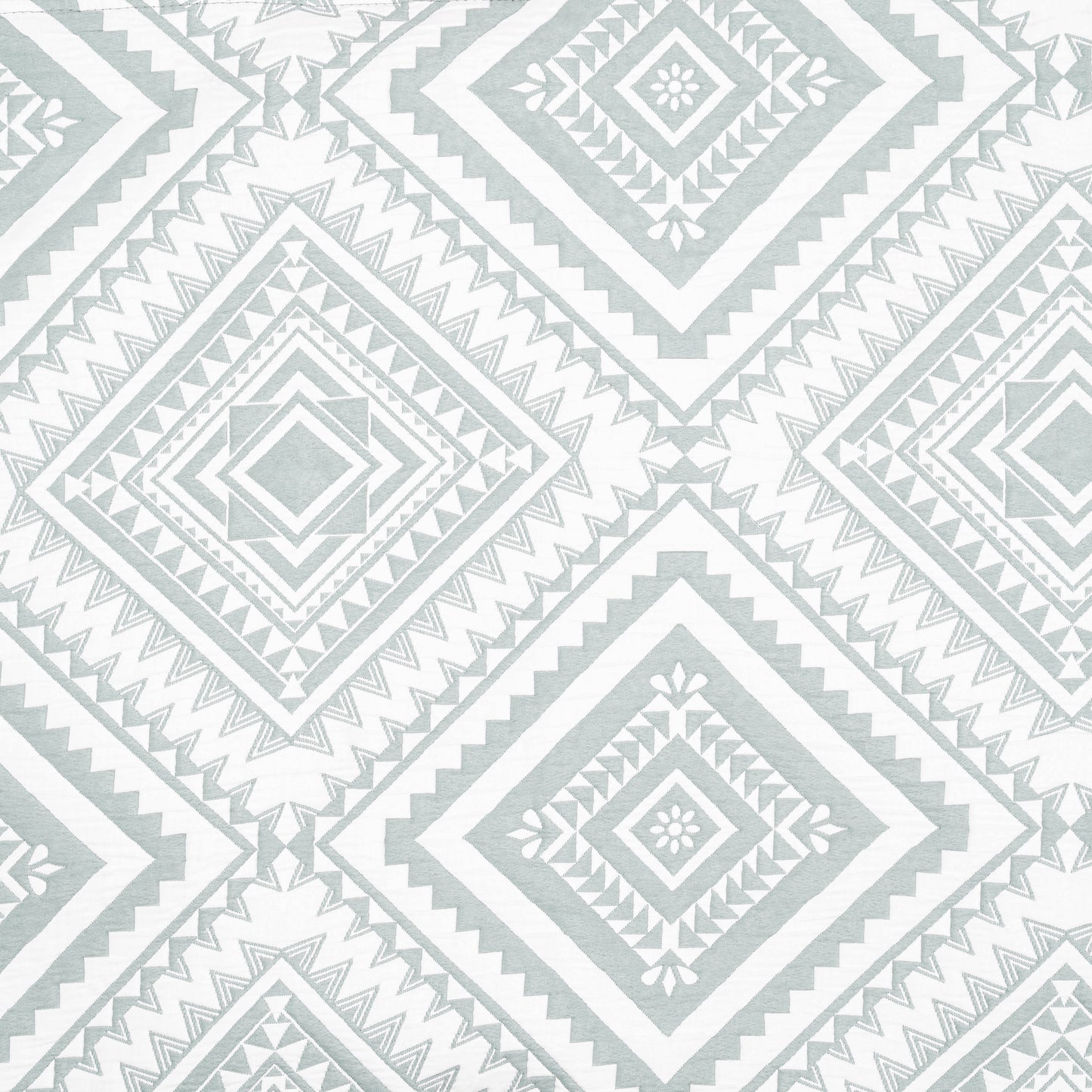 Diamond Patterned Quilted Blanket Sets