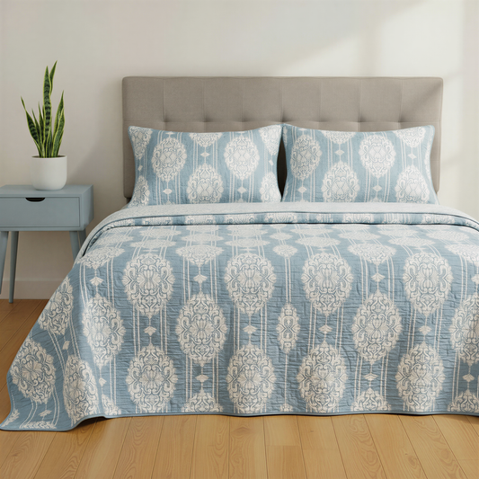 Damask Medallion Patterned Quilt Sets