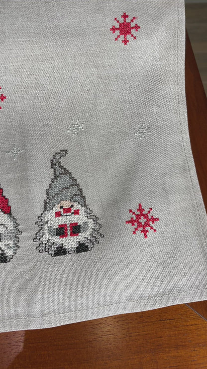 Avery Table Runner and Placemats