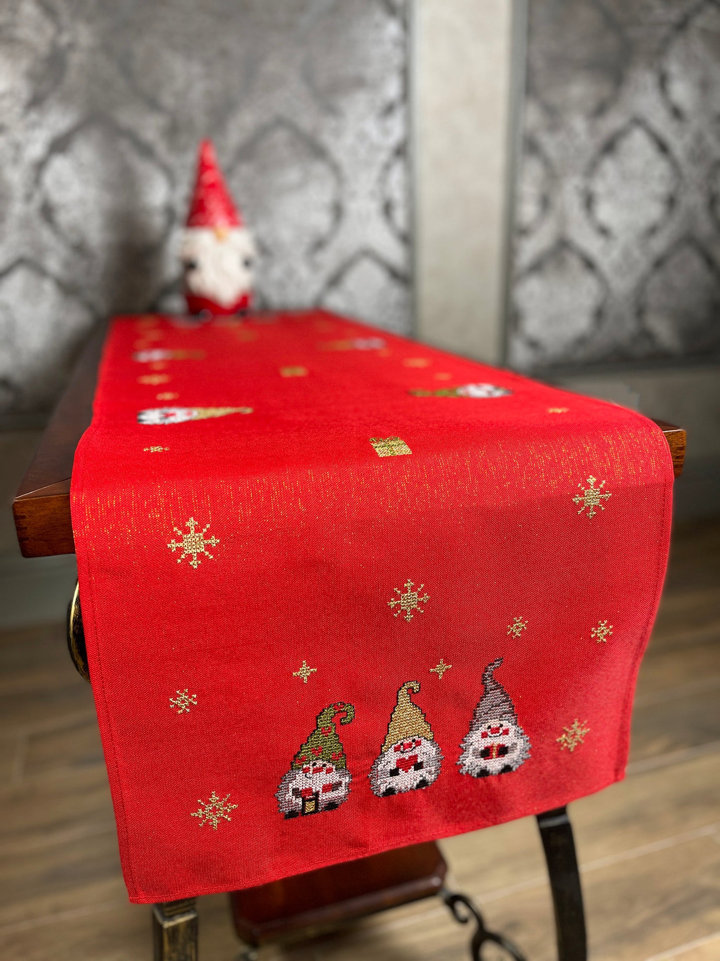 Avery Table Runner and Placemats