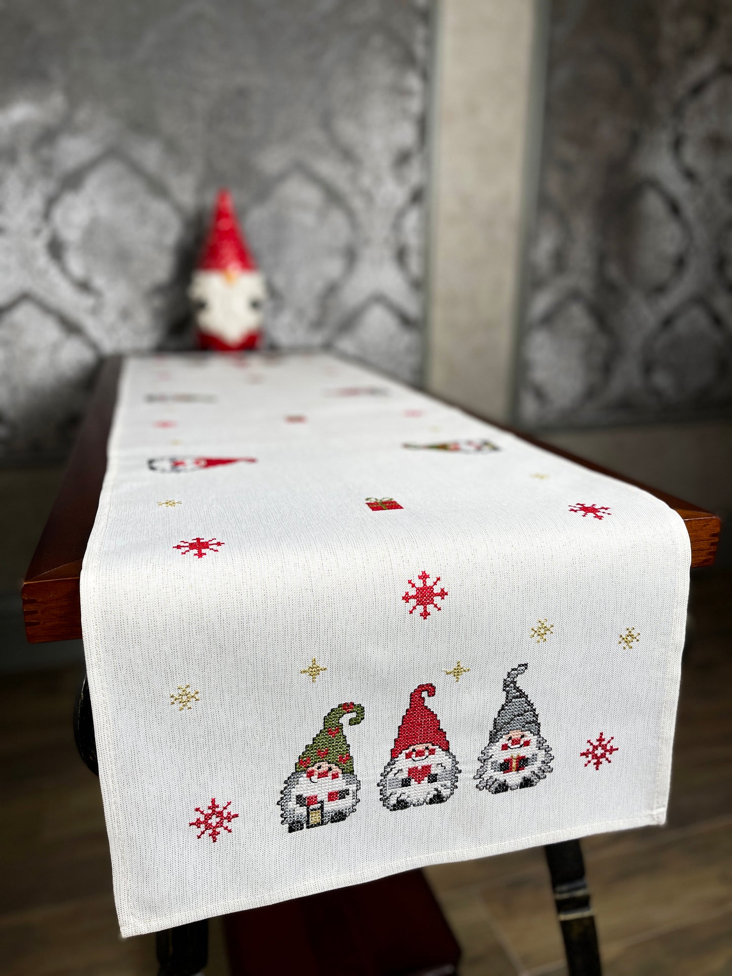 Avery Table Runner and Placemats