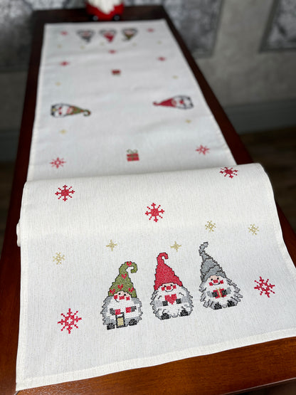 Avery Table Runner and Placemats