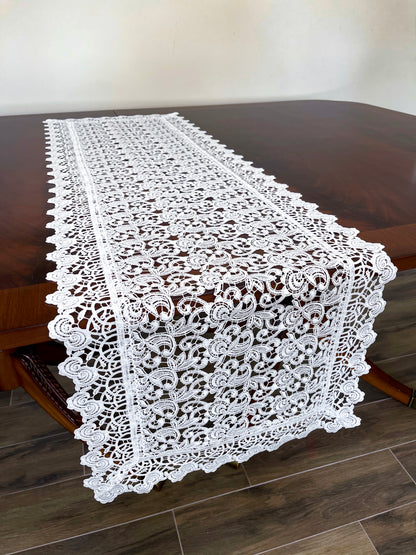 Carissa Table Runner and Placemats