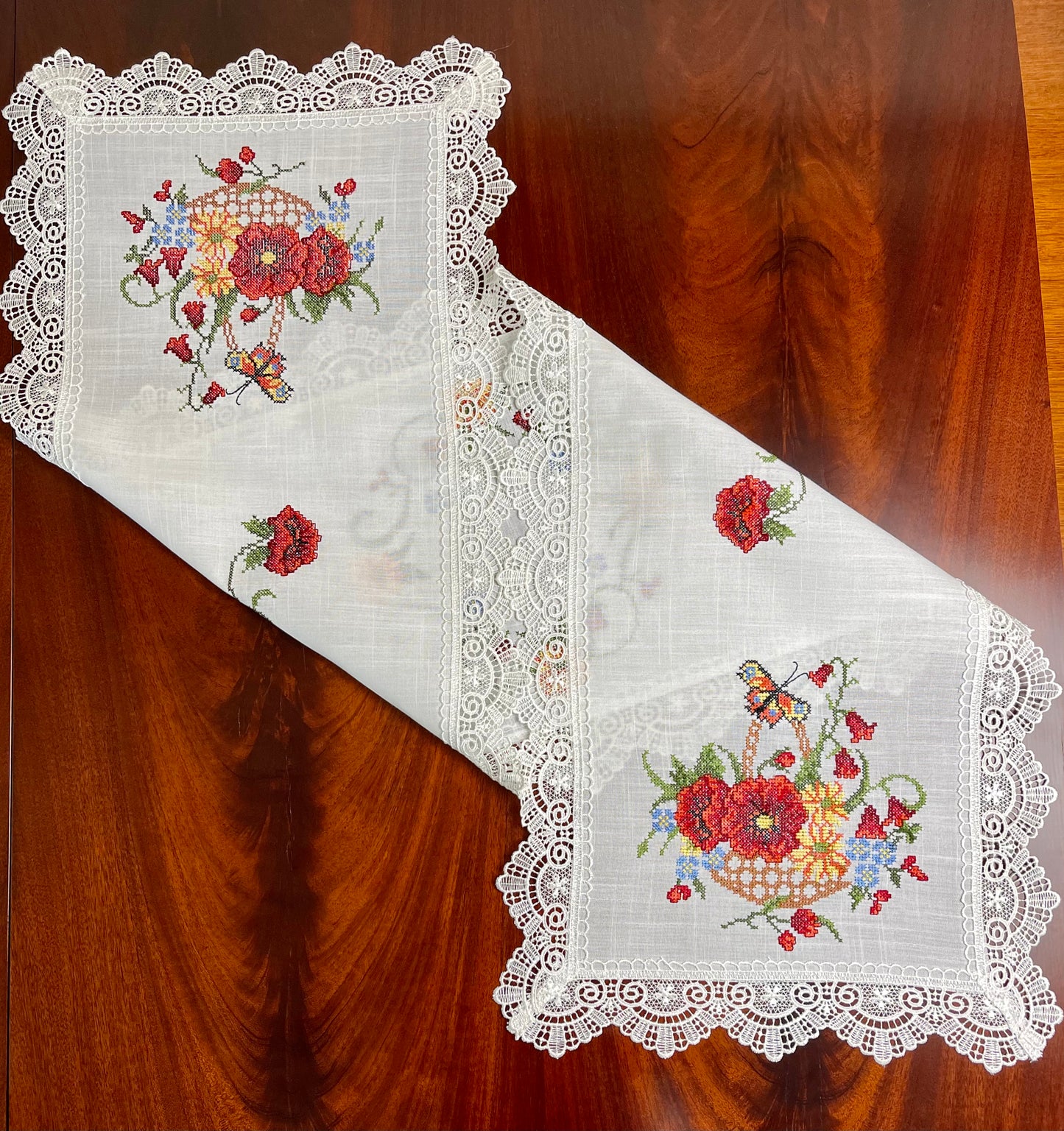 Catalina Table Runner and Placemats