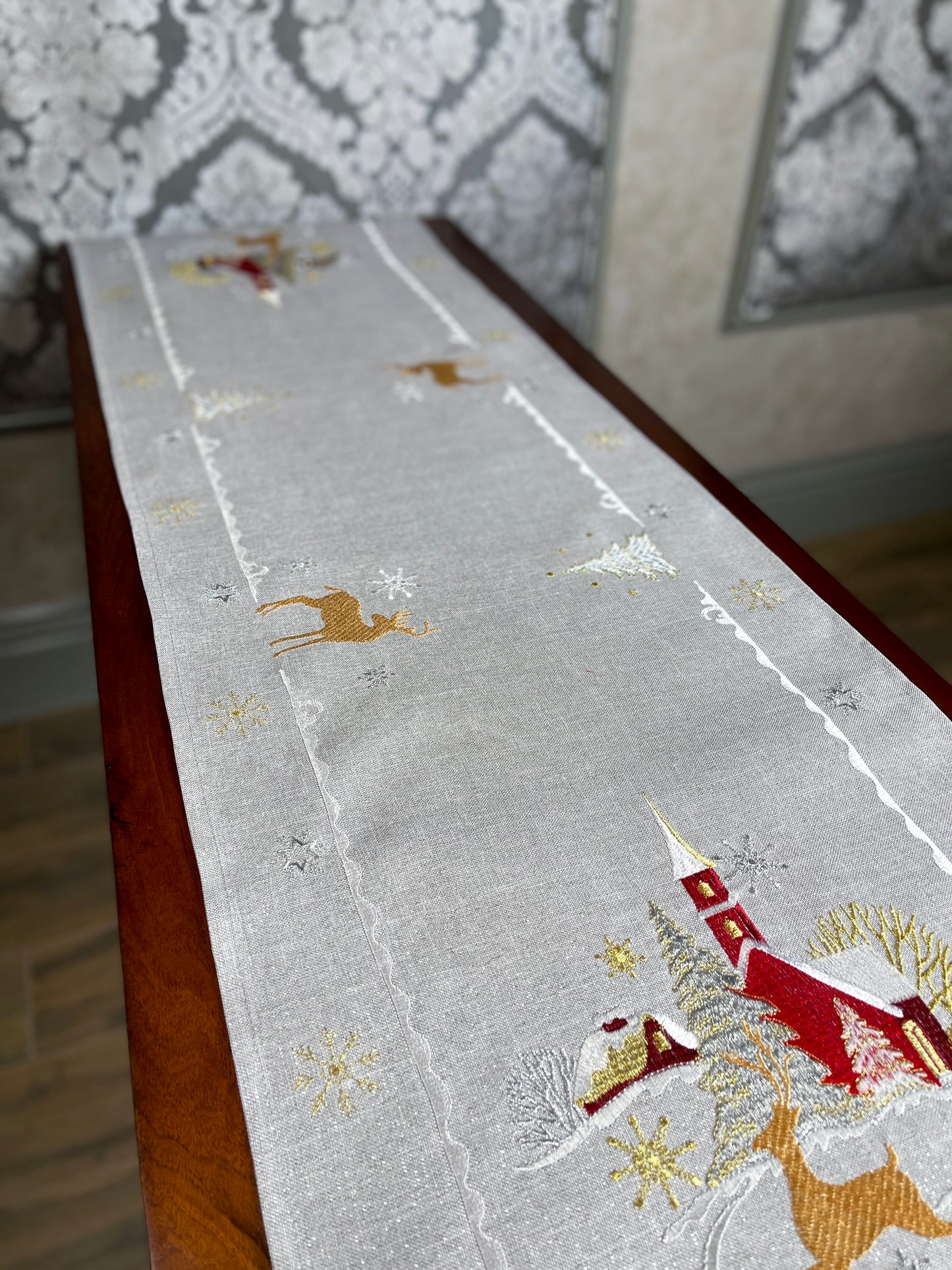 Eria Table Runner and Placemats