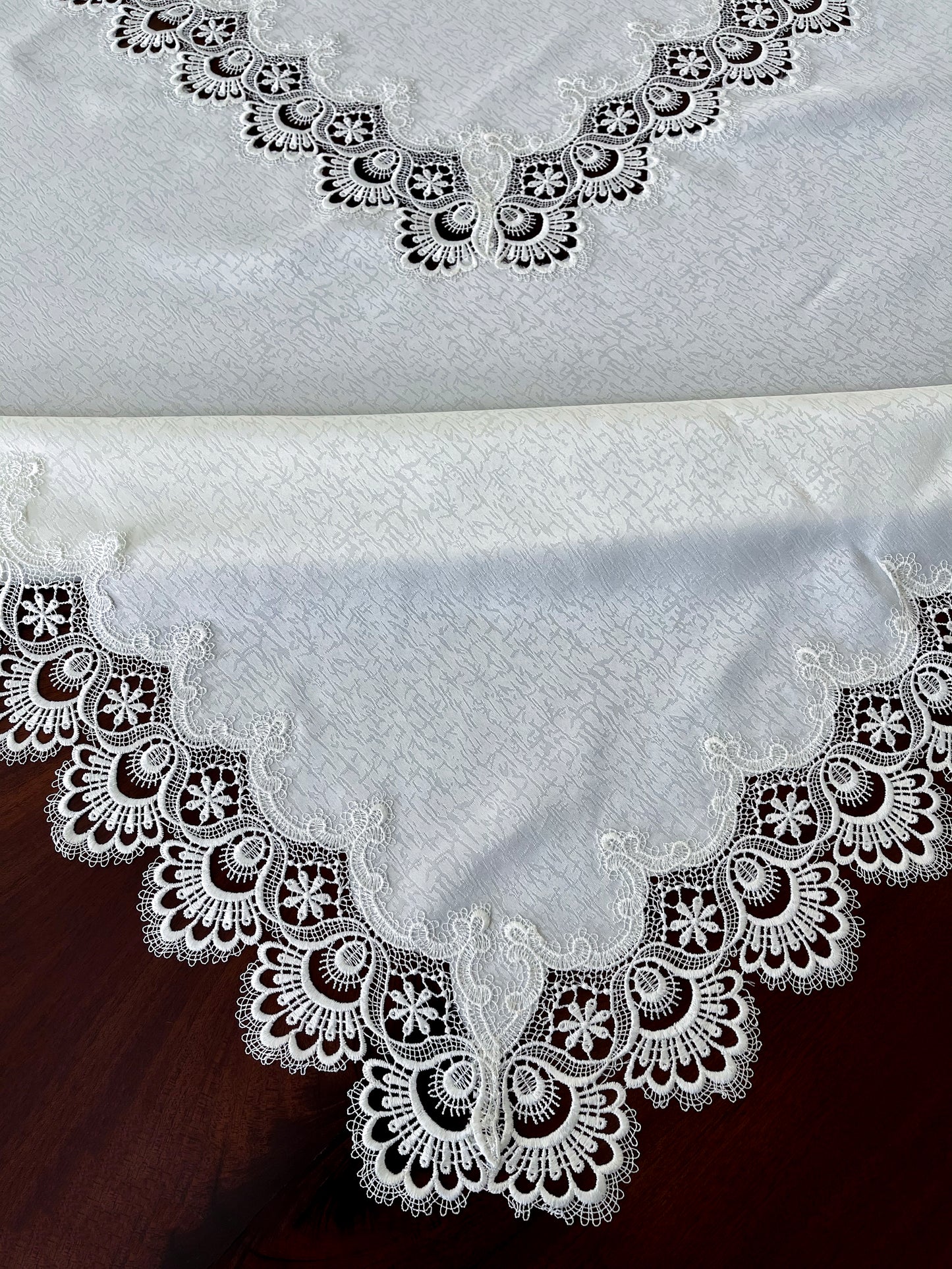 Helen Tablecloth