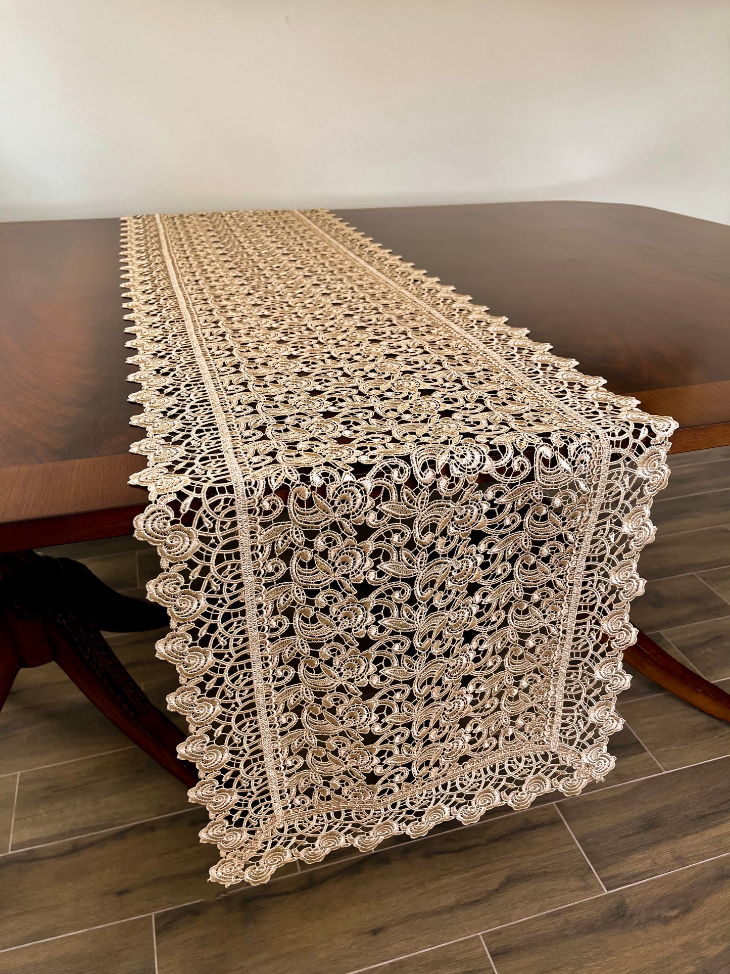 Carissa Table Runner and Placemats