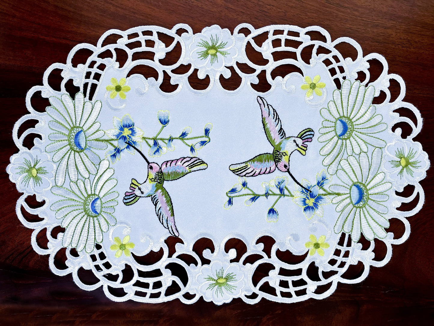 Floris Linens Kai Hummingbird Embroidery Cutwork Placemat