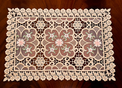 Doris Table Runner and Placemats