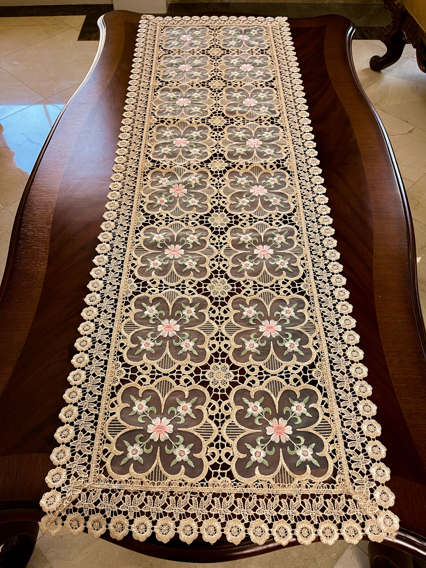 Doris Table Runner and Placemats