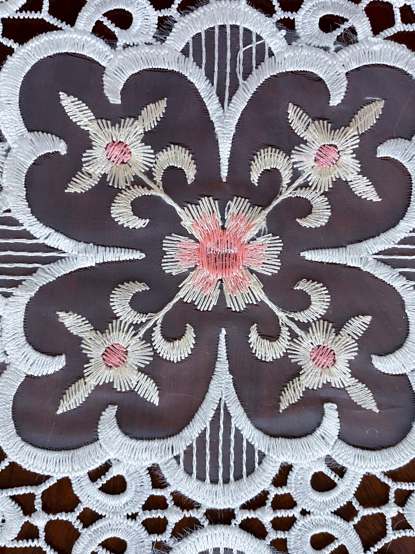 Doris Table Runner and Placemats