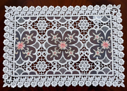Doris Table Runner and Placemats