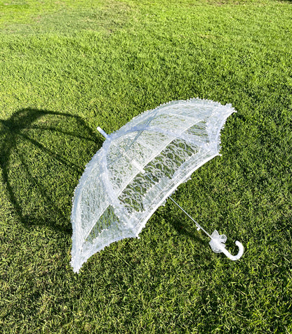 Rimmed White Lace Parasol